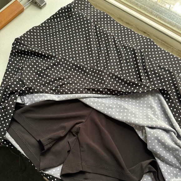 Black and white polka dot pull on skort size large - Picture 6 of 6
